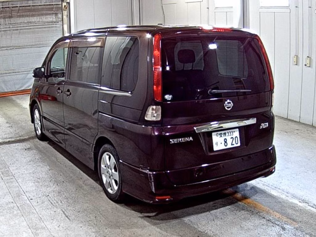 NISSAN SERENA