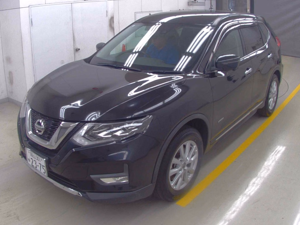 NISSAN X-TRAIL