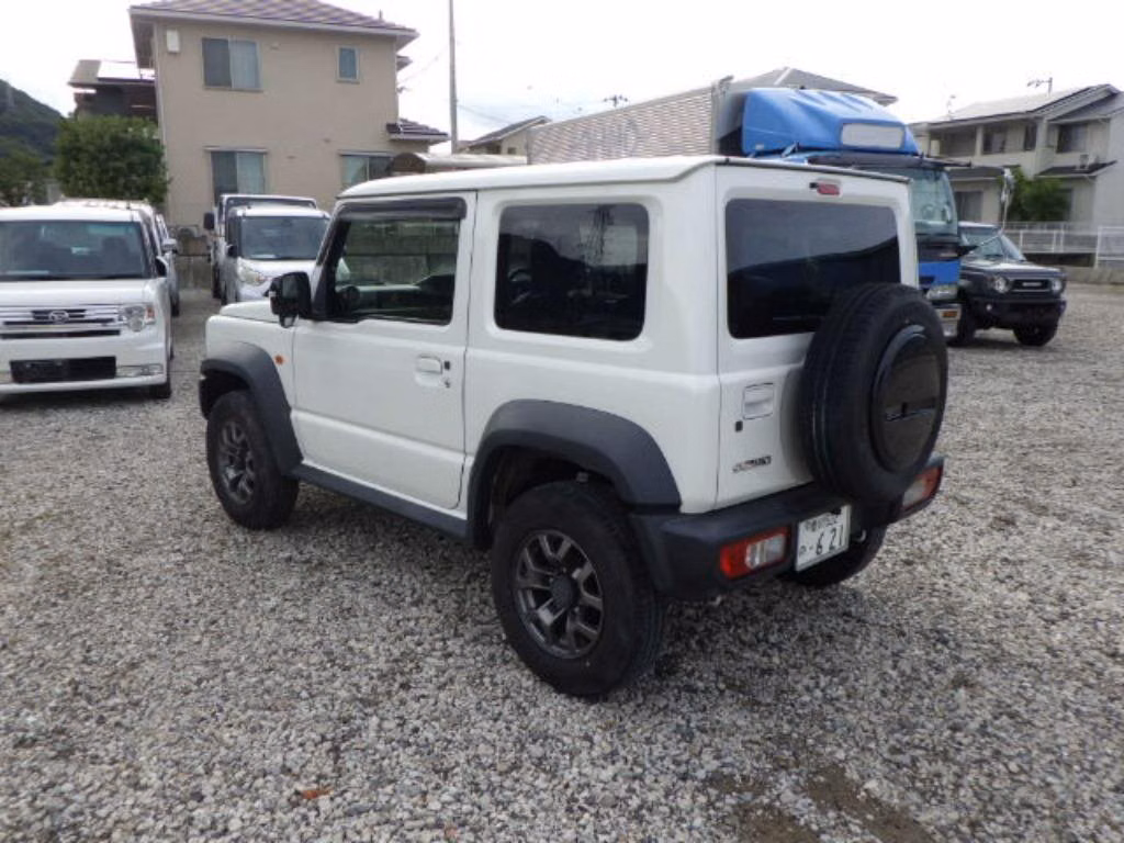 SUZUKI JIMNY SIERRA