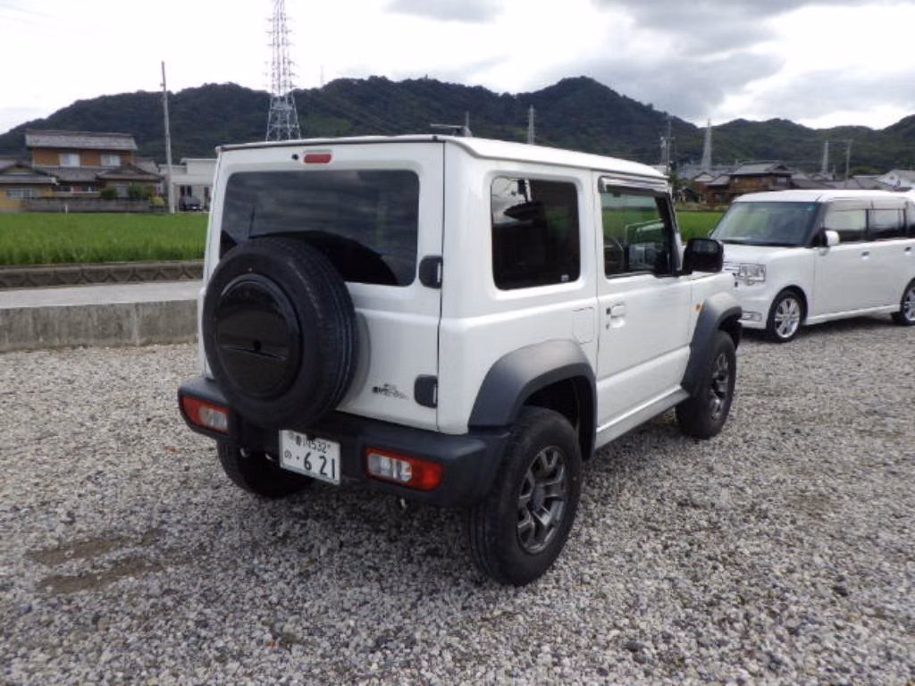SUZUKI JIMNY SIERRA