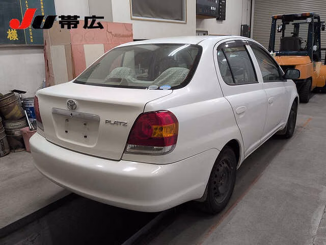 Toyota Platz