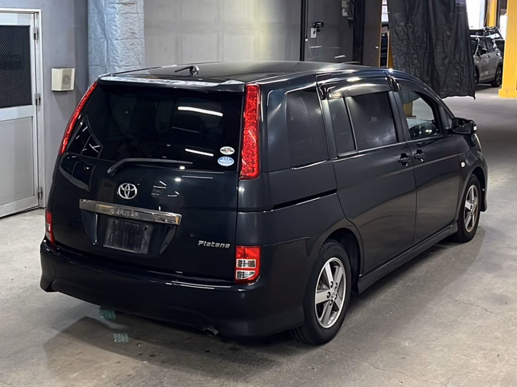 TOYOTA ISIS