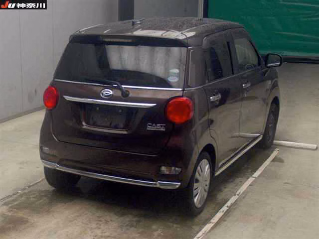 DAIHATSU CAST