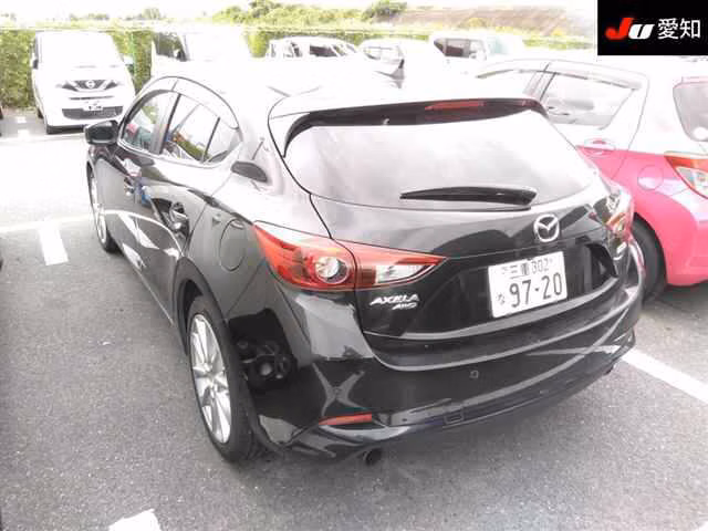 MAZDA AXELA