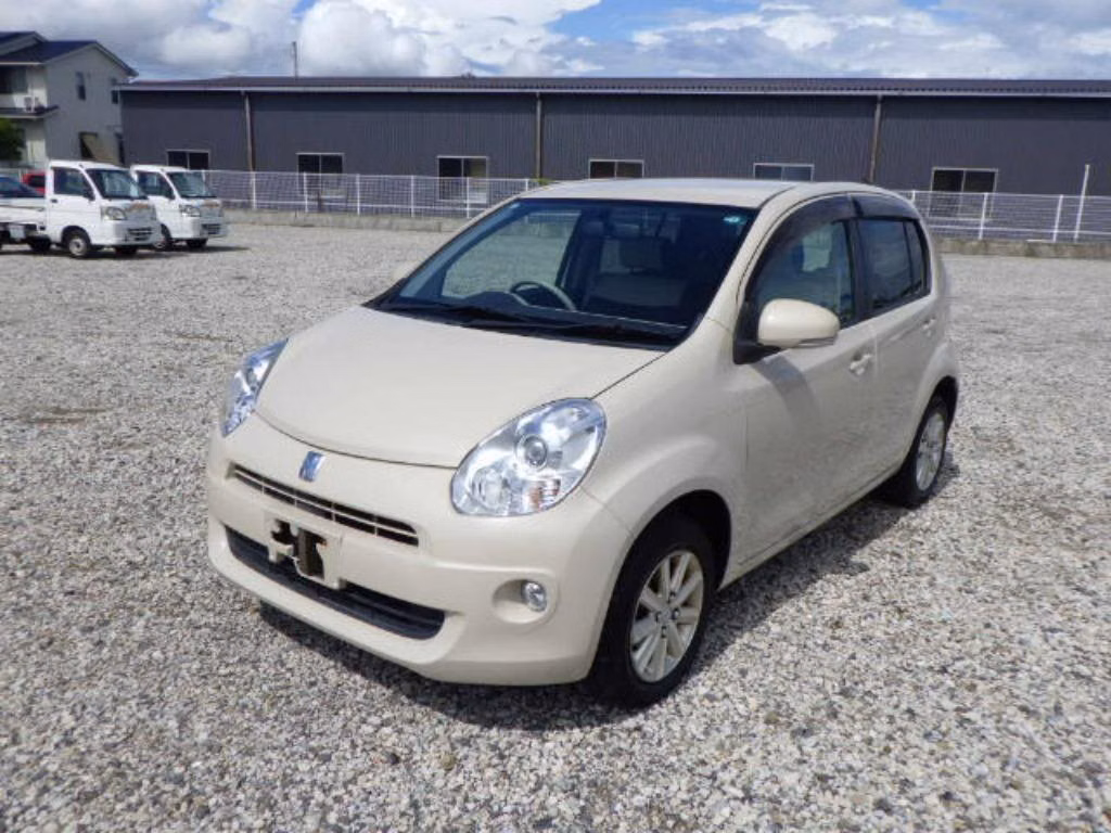 TOYOTA PASSO