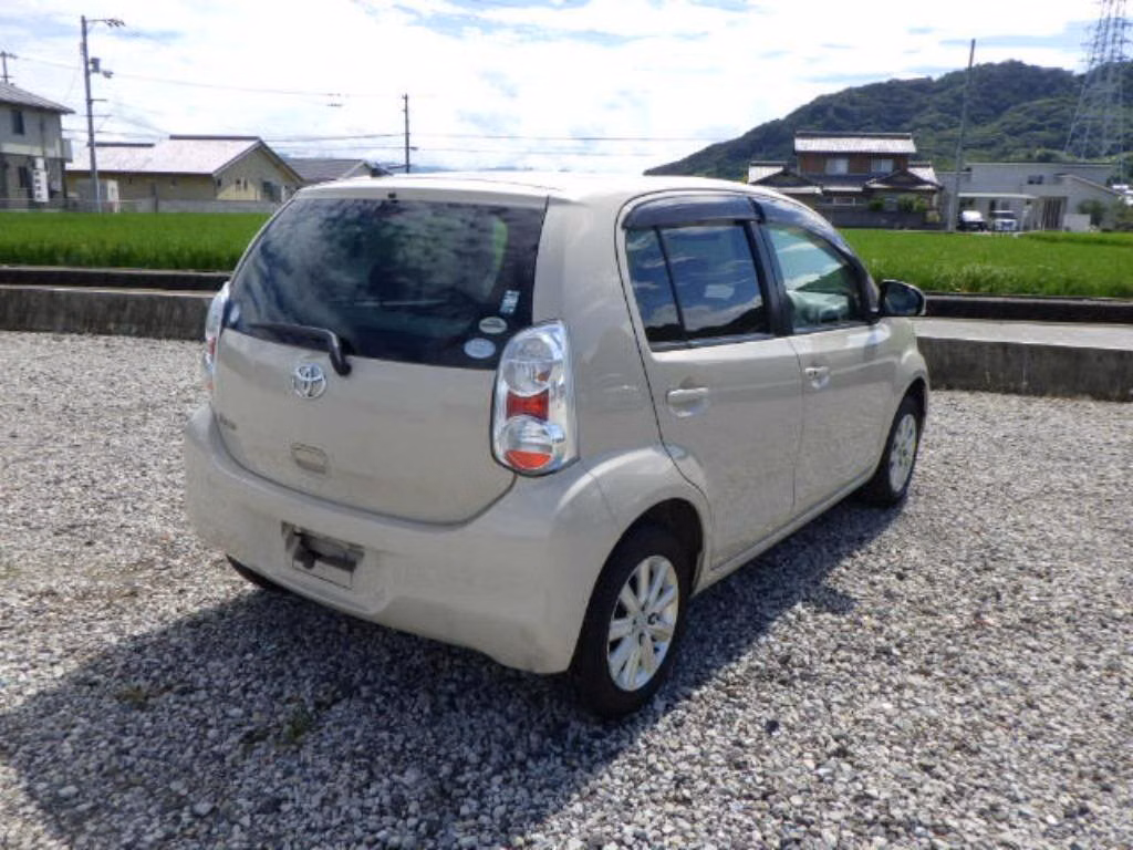 TOYOTA PASSO