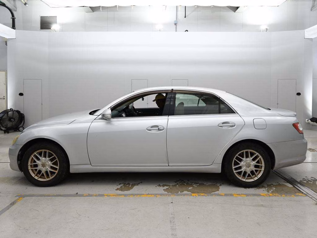 TOYOTA MARK X
