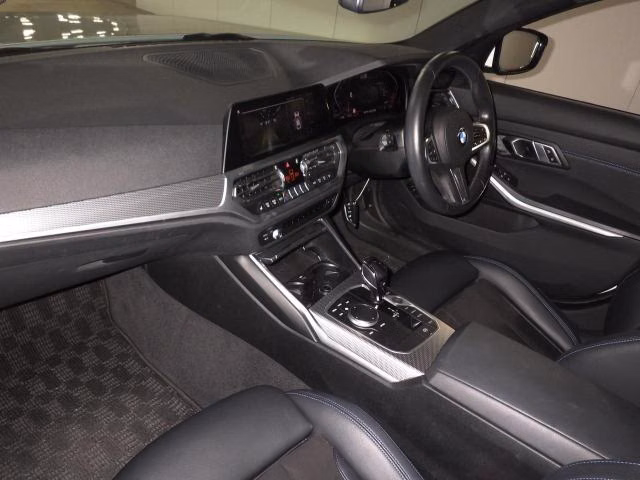 BMW 3-SERIES