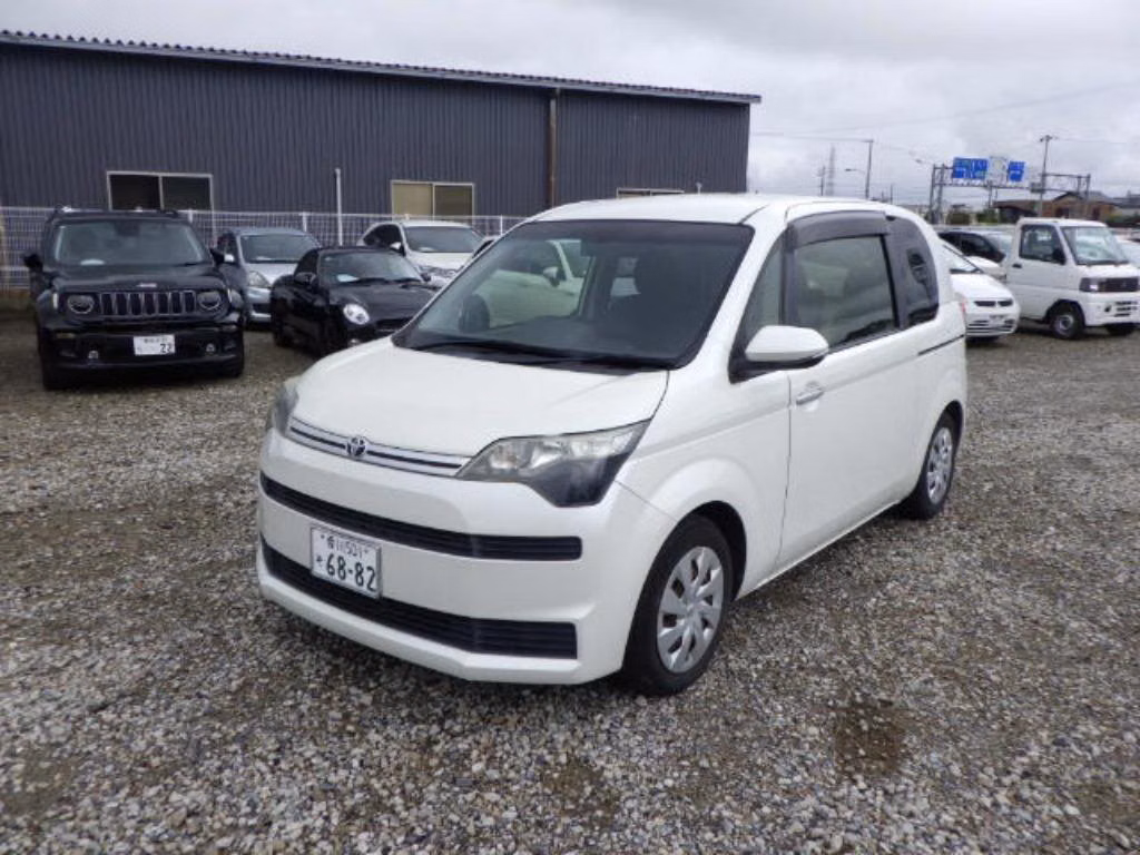 TOYOTA SPADE