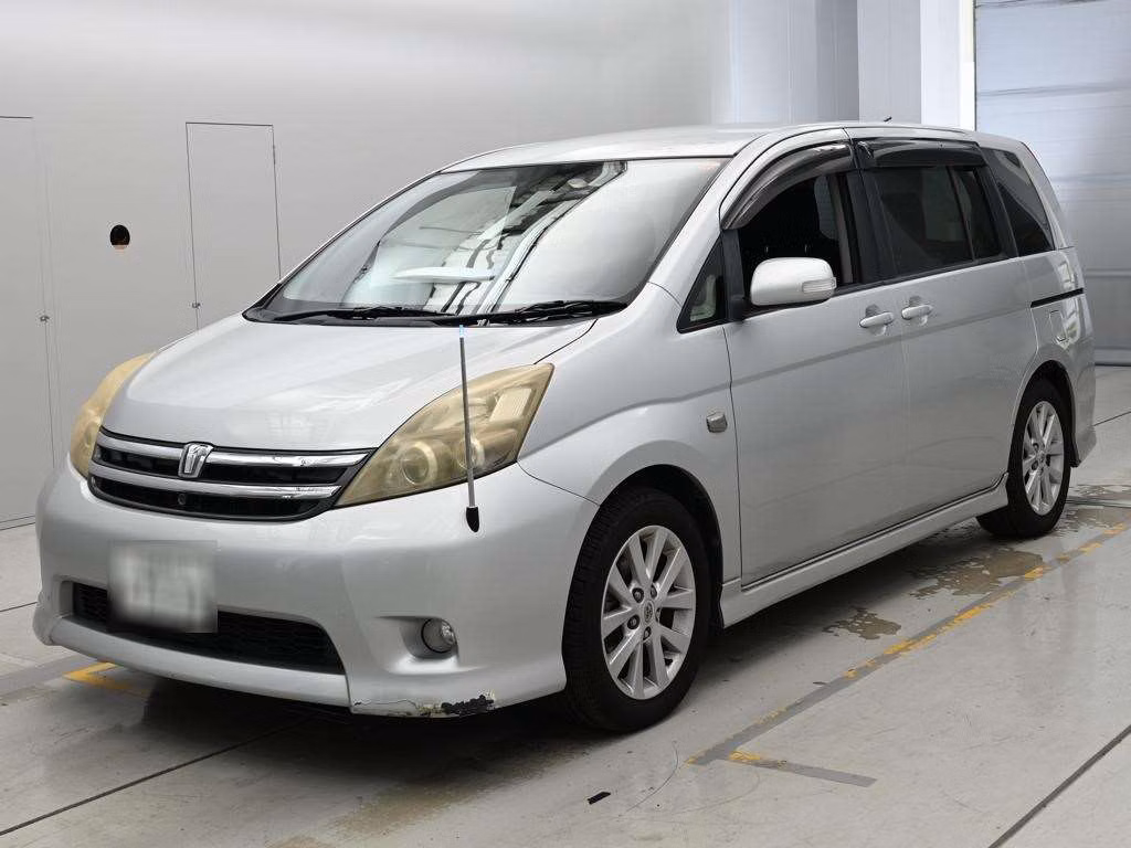 TOYOTA ISIS