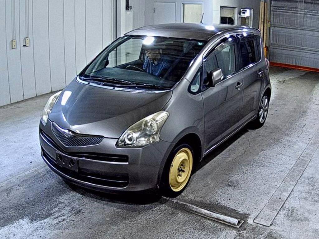 TOYOTA RACTIS
