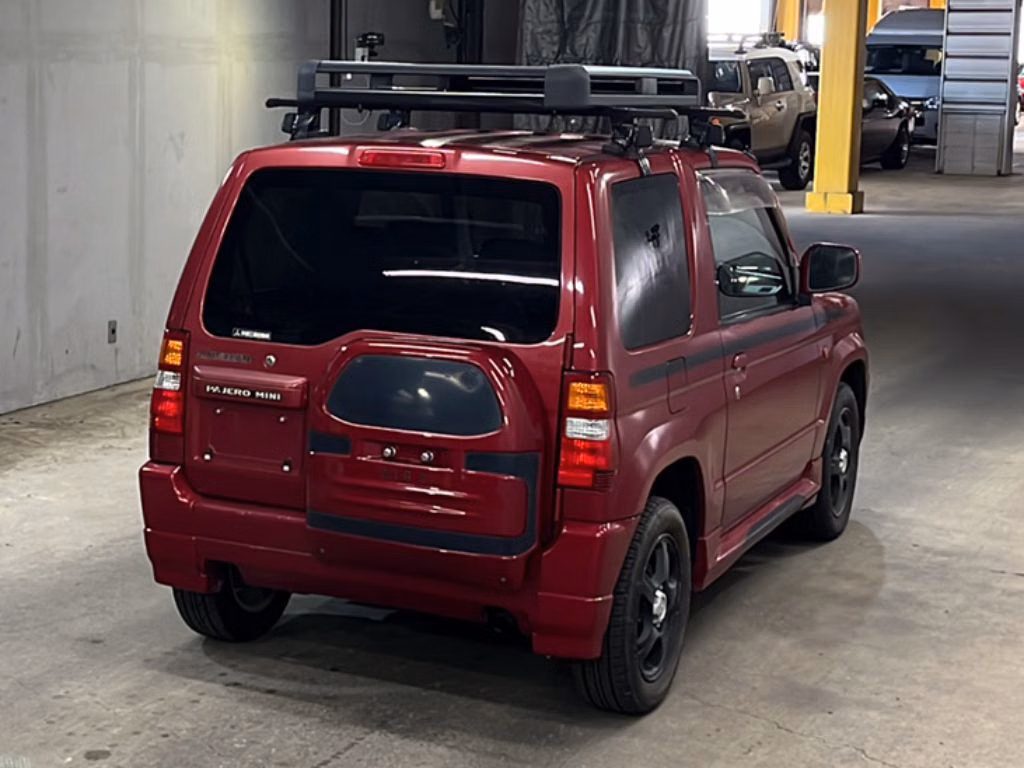 Mitsubishi Pajero Mini
