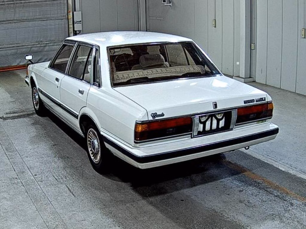 TOYOTA MARK II