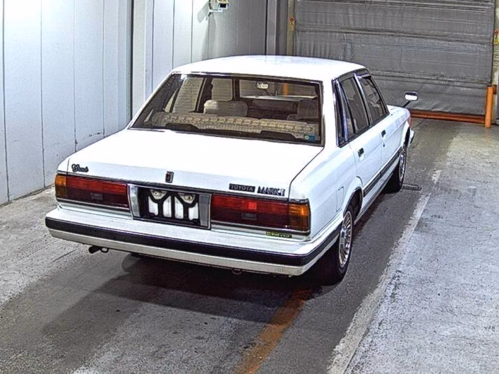 TOYOTA MARK II