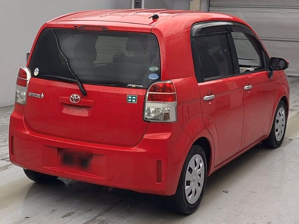 TOYOTA SPADE