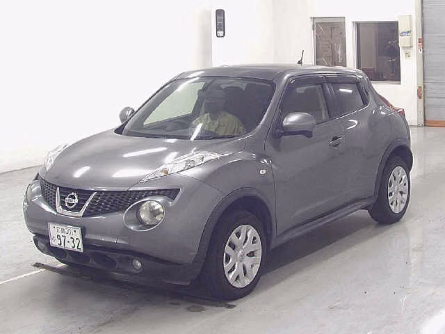 NISSAN JUKE