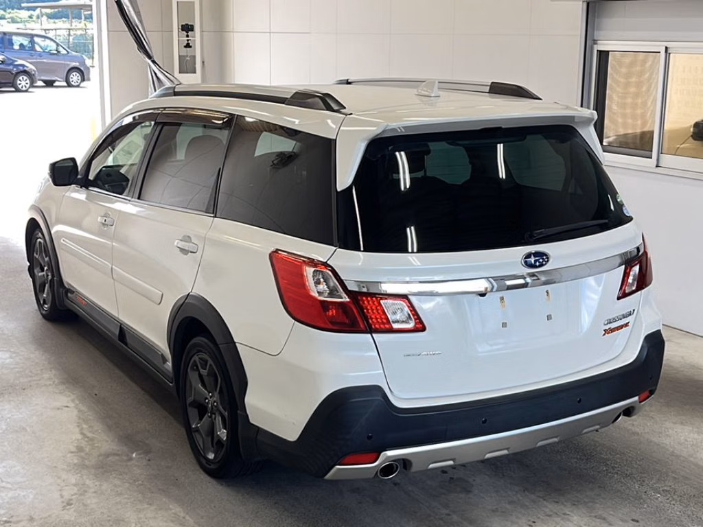 Subaru Exiga Crossover 7