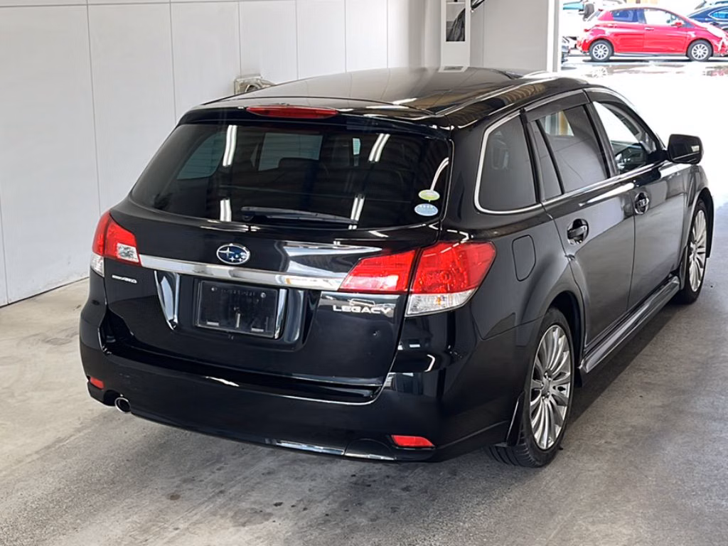 SUBARU LEGACY