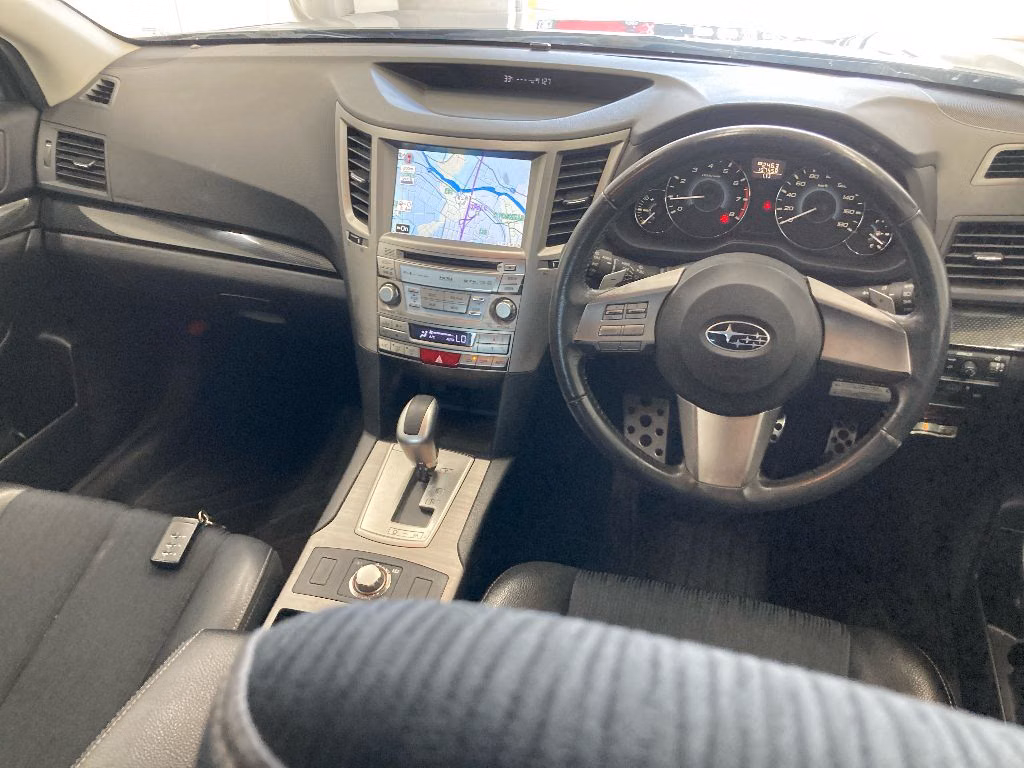 SUBARU LEGACY