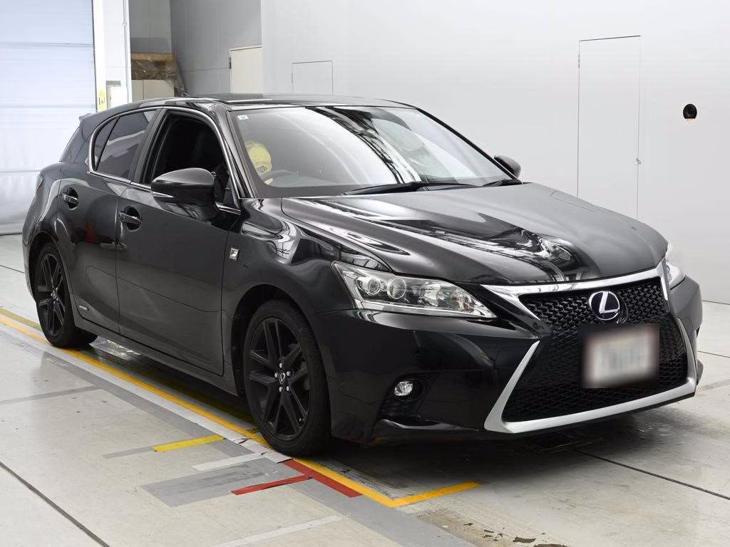 LEXUS CT200H