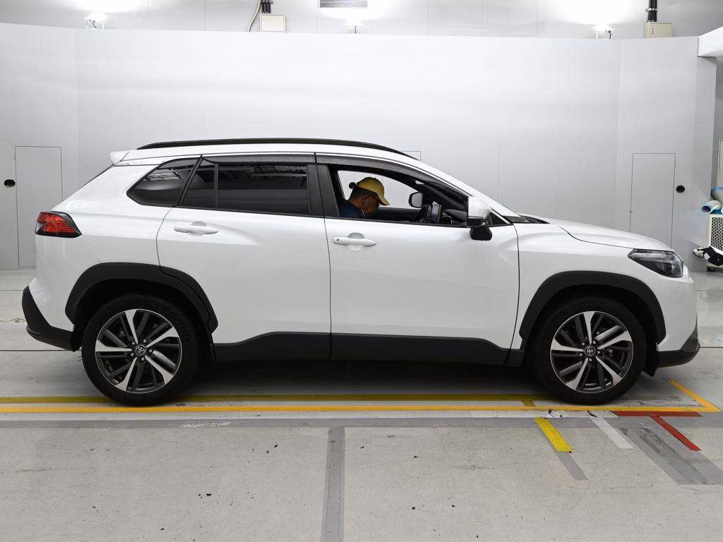 TOYOTA COROLLA CROSS