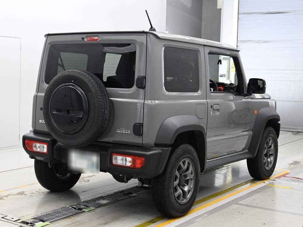 SUZUKI JIMNY SIERRA