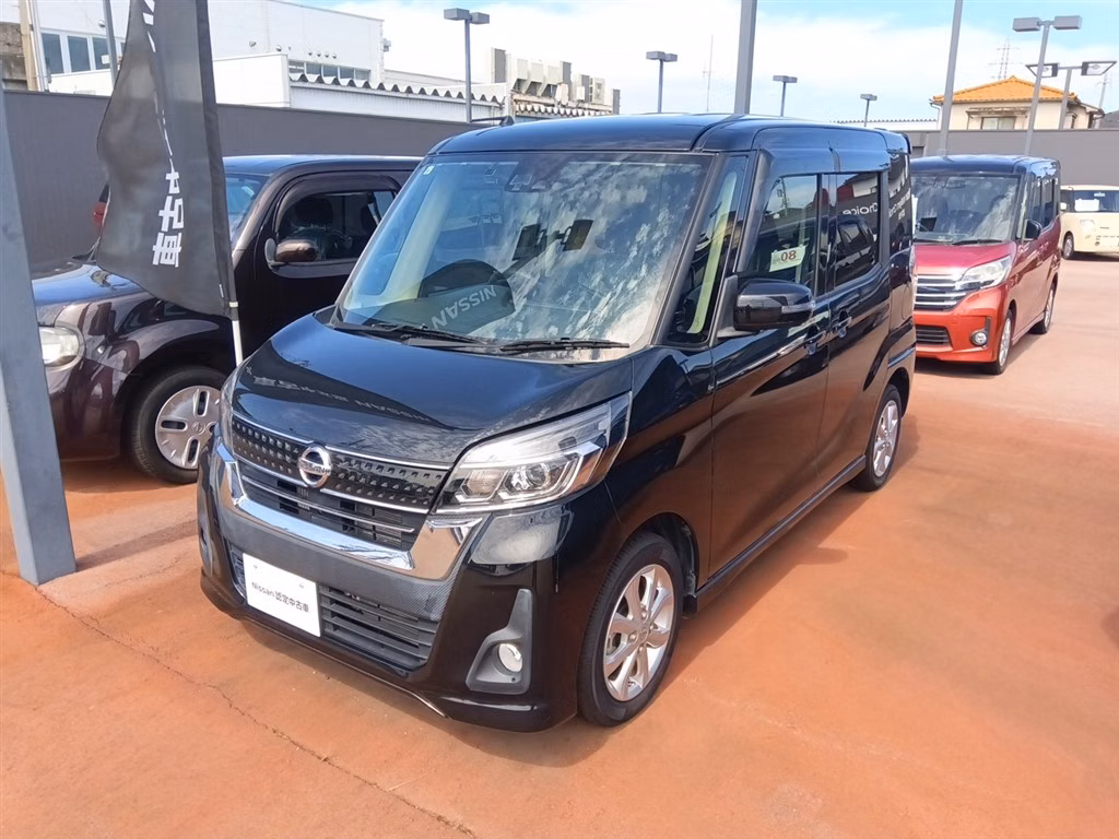 NISSAN DAYZ ROOX