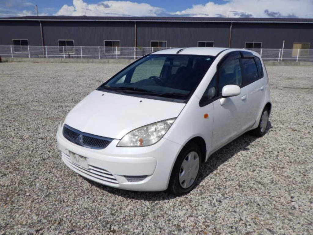 MITSUBISHI COLT