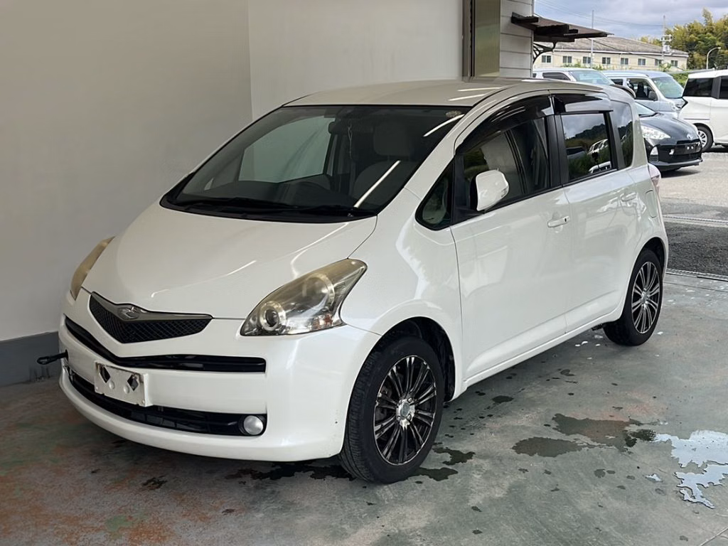 TOYOTA RACTIS