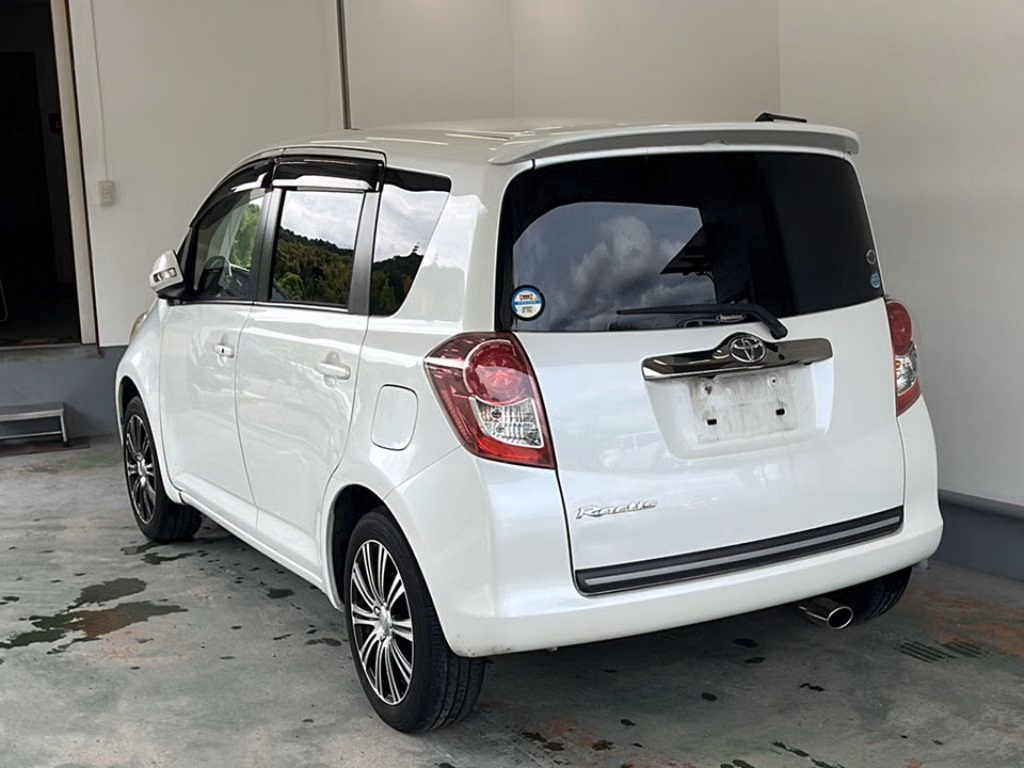 TOYOTA RACTIS