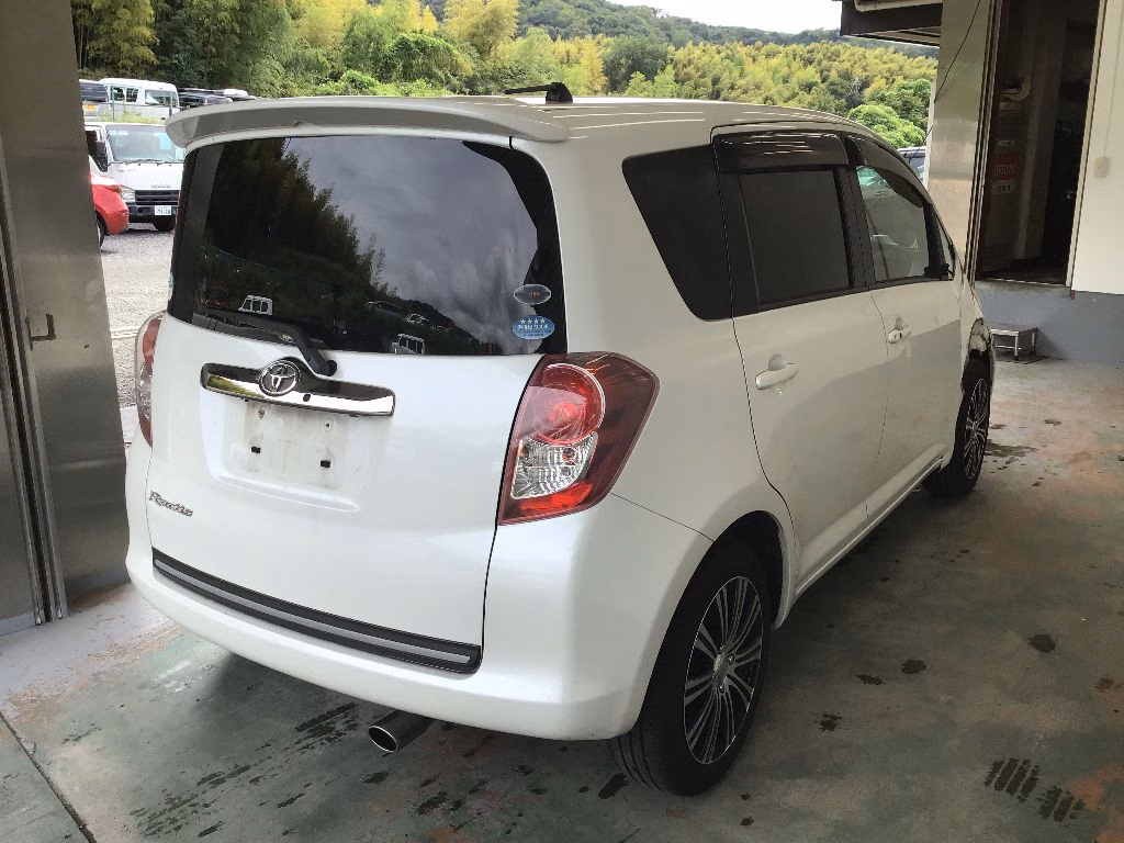 TOYOTA RACTIS