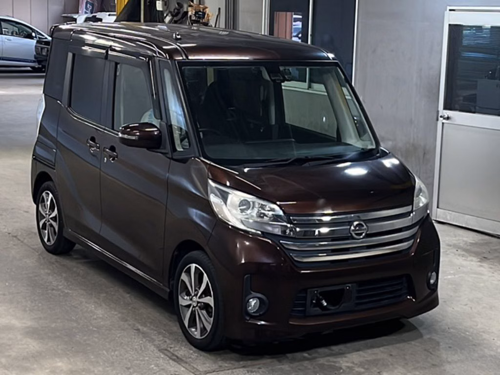 NISSAN DAYZ ROOX