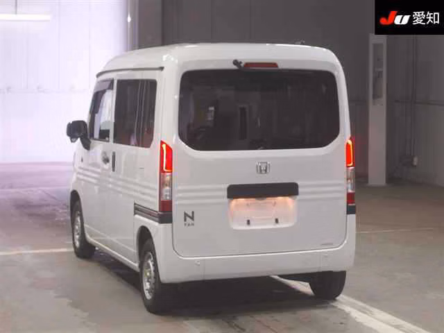 HONDA N-VAN
