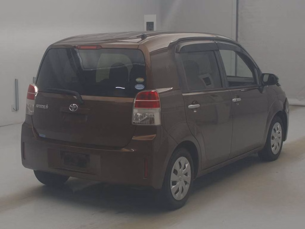 TOYOTA SPADE