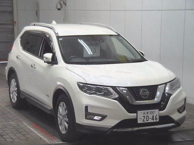 NISSAN X-TRAIL
