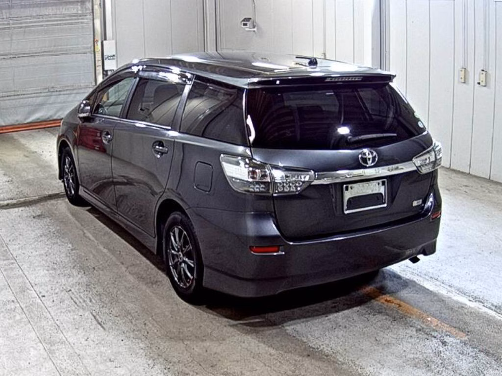 TOYOTA WISH