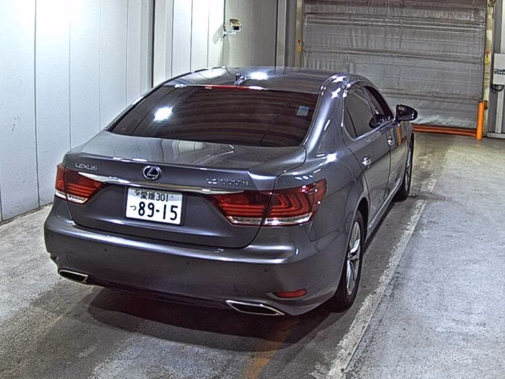 Lexus LS600h