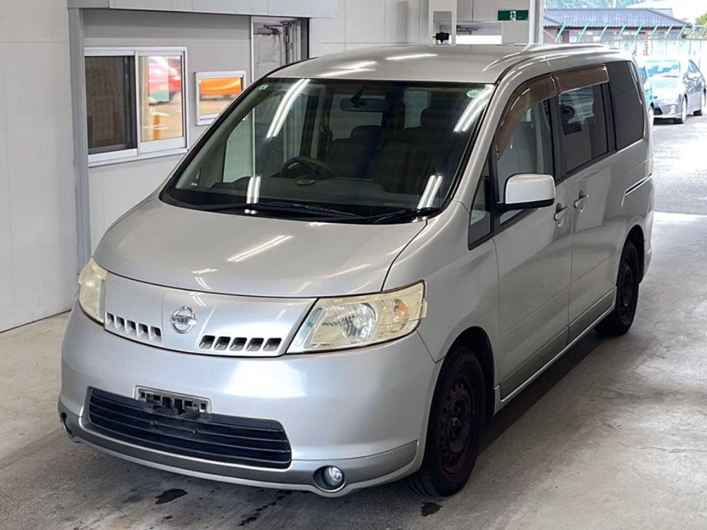 NISSAN SERENA