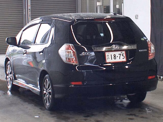 HONDA FIT SHUTTLE