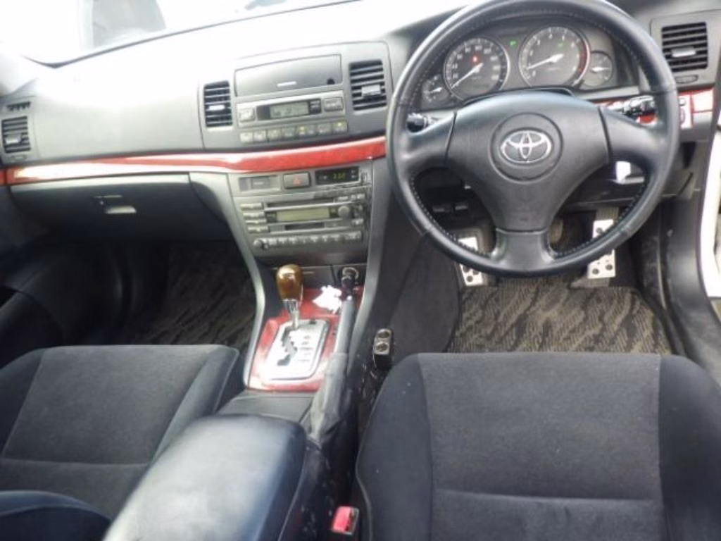 TOYOTA MARK II