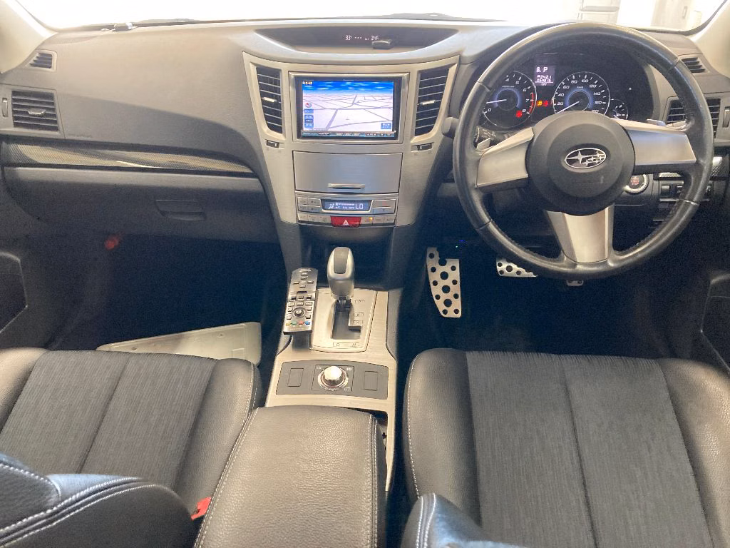 SUBARU LEGACY