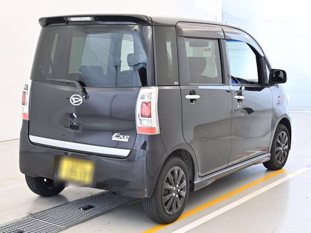 DAIHATSU TANTO EXE