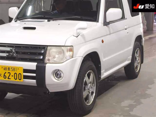 Mitsubishi Pajero Mini