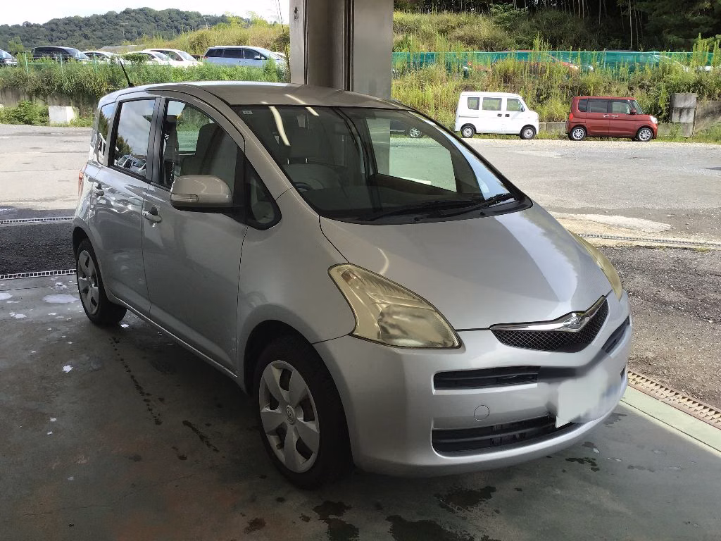 TOYOTA RACTIS