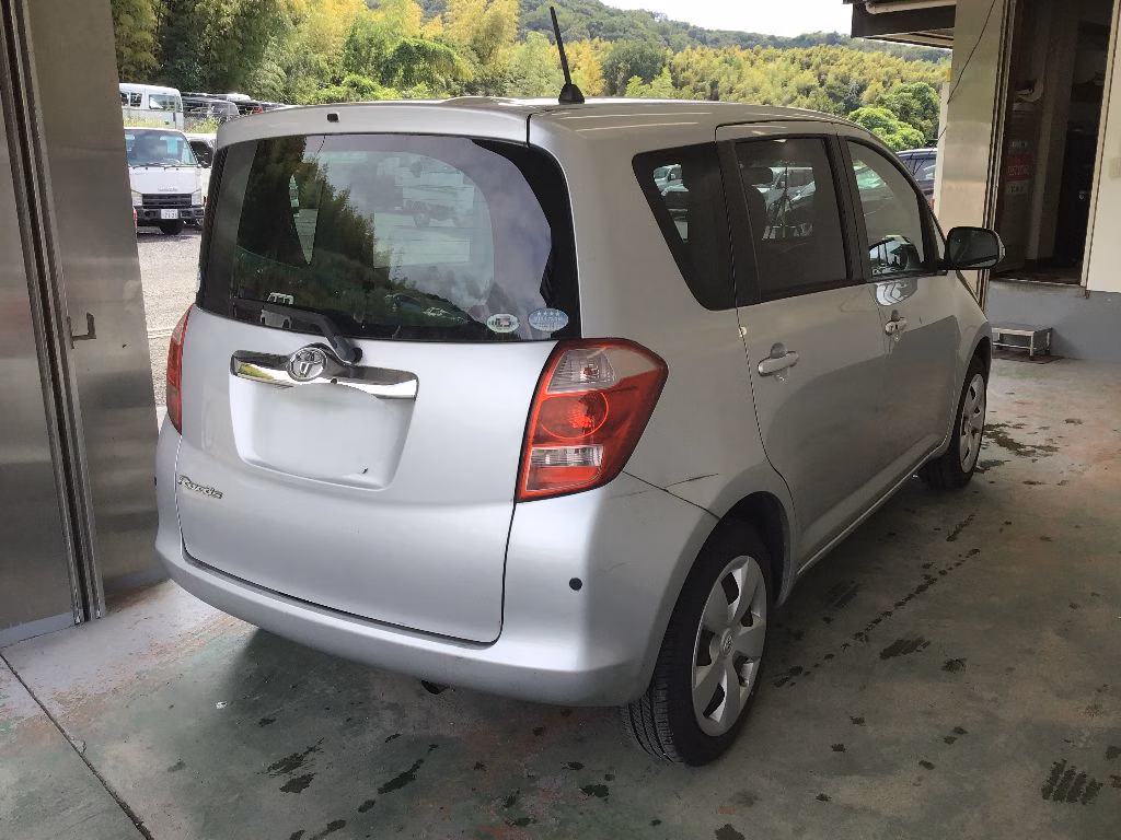 TOYOTA RACTIS