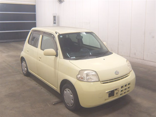 DAIHATSU ESSE