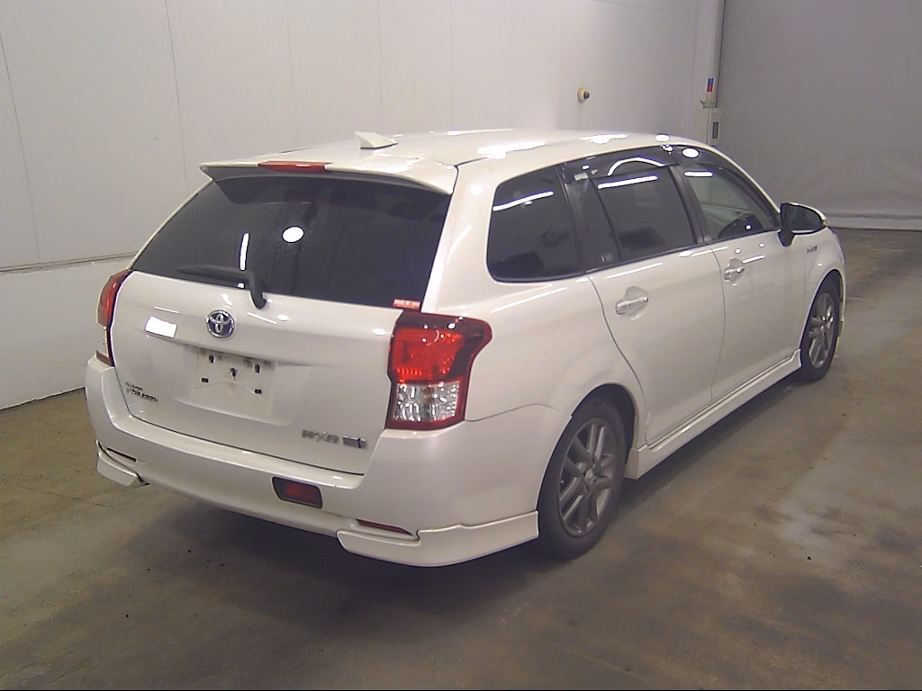 TOYOTA COROLLA FIELDER