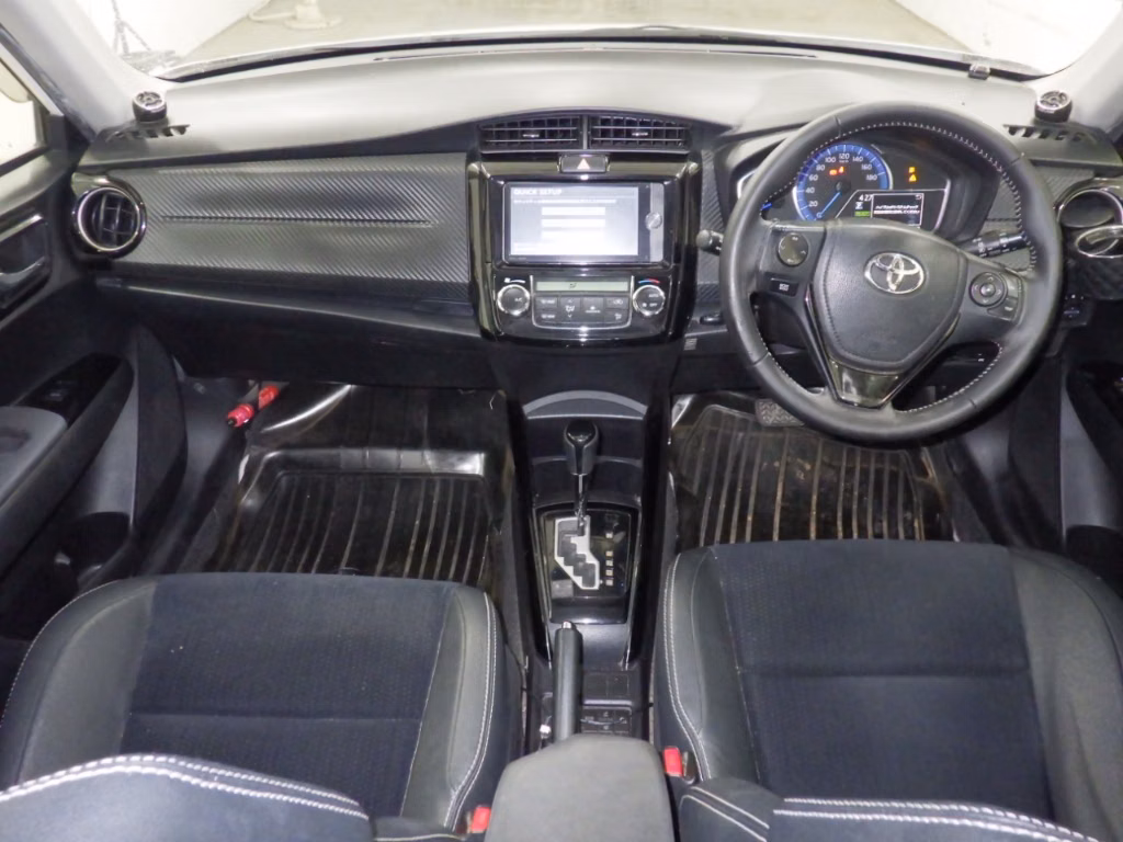TOYOTA COROLLA FIELDER