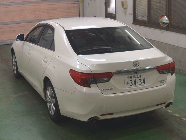 TOYOTA MARK X