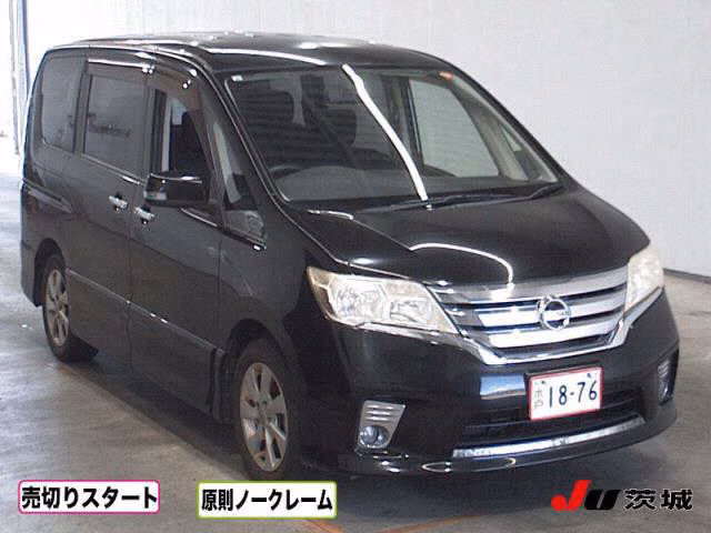 NISSAN SERENA